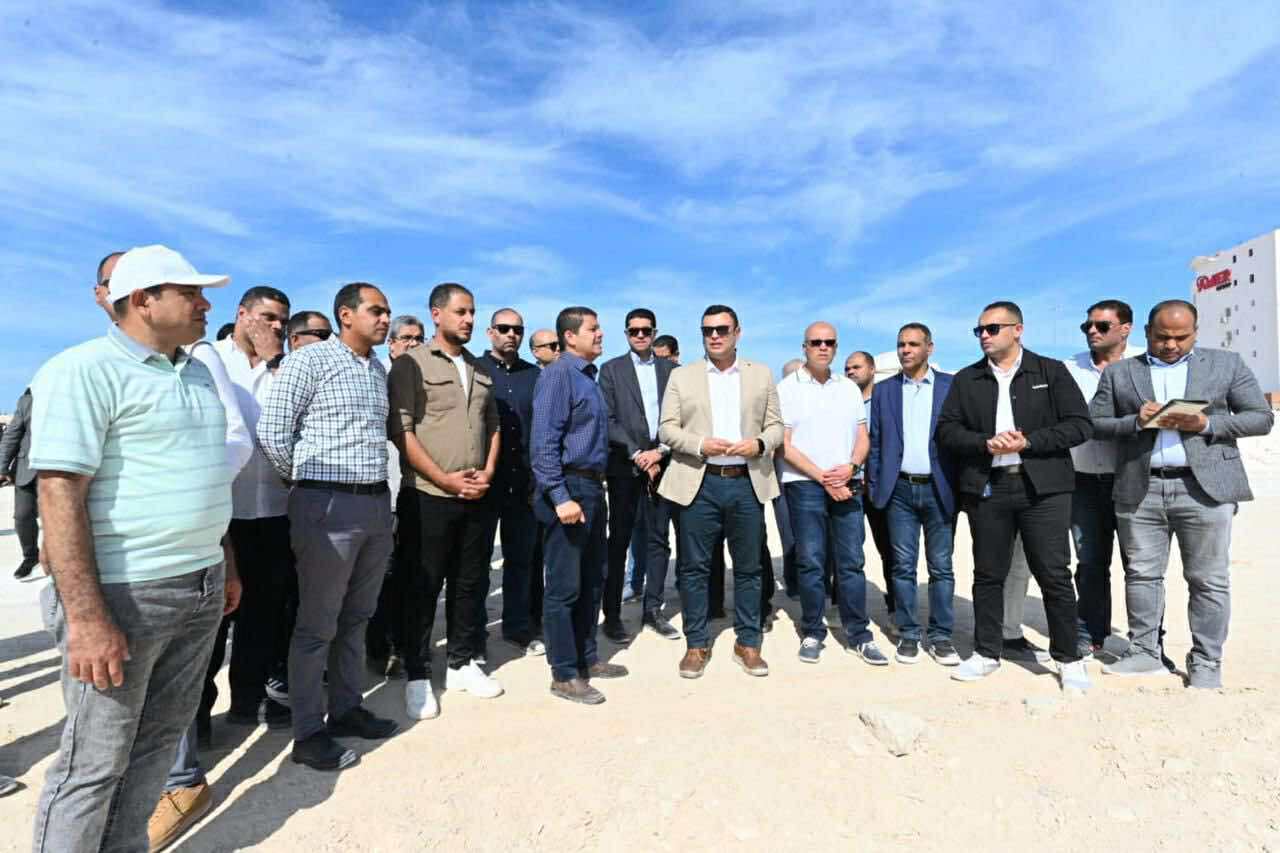 وزير الإسكان يتفقد مشروعي M8 by the lake وبوغاز توصيل المياه لبحيرة نيو مارينا