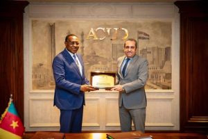 شركة العاصمة توقع عقد بيع قطعتي أرض لإقامة المقر الجديد لسفارة الكاميرون بالحي الدبلوماسي