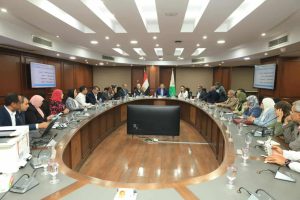 “النجار”يشهد إجراء القرعة الإلكترونية لـ١٧٠٠ مدفن جاهز بالجيزة