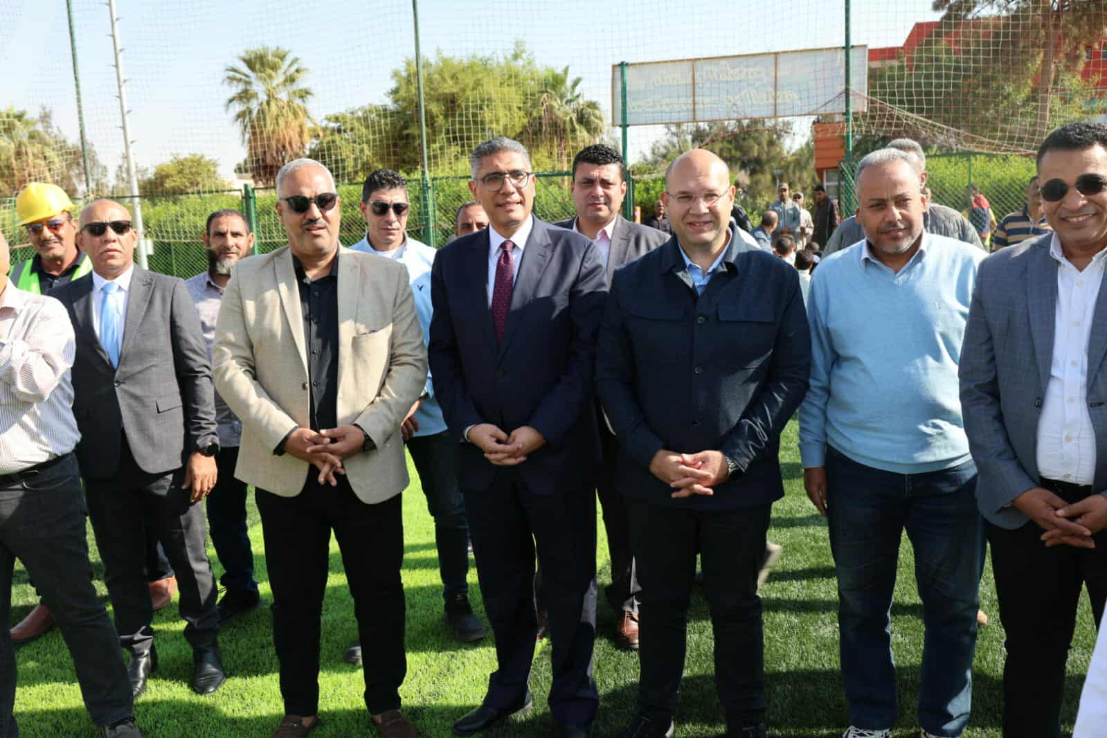 محافظ الجيزة يفتتح الملعب الخماسي وصالة ألعاب القوى بنادي المناجم بالواحات