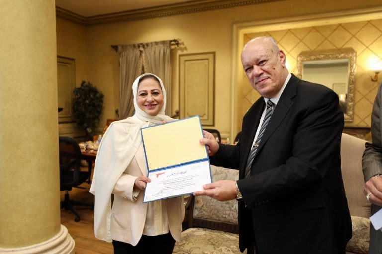 تكريم الأستاذة حنان بدور