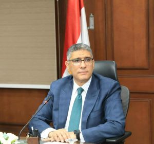 رفع كفاءة النظافة بمحيط مدارس الجيزة بعد انتهاء انتخابات مجلس النواب