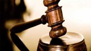 معاقبة خادمة وعاطل بالسجن 3سنوات بتهمة سرقة شقة في النزهة