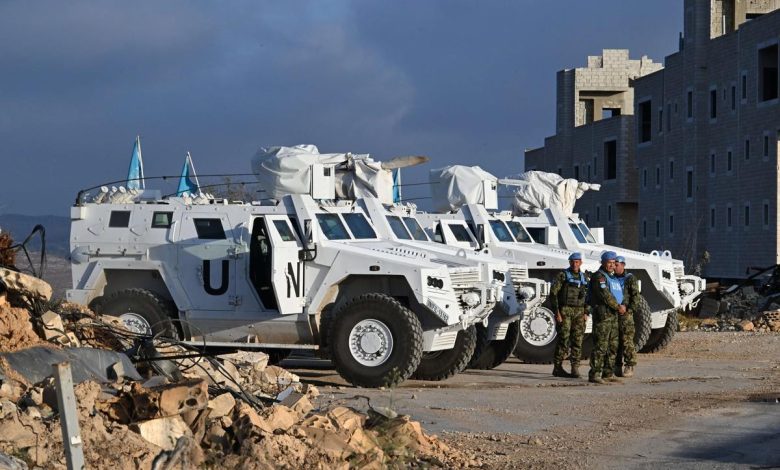 دبابة إسرائيلية تطلق النار على قوات اليونيفيل في جنوب لبنان