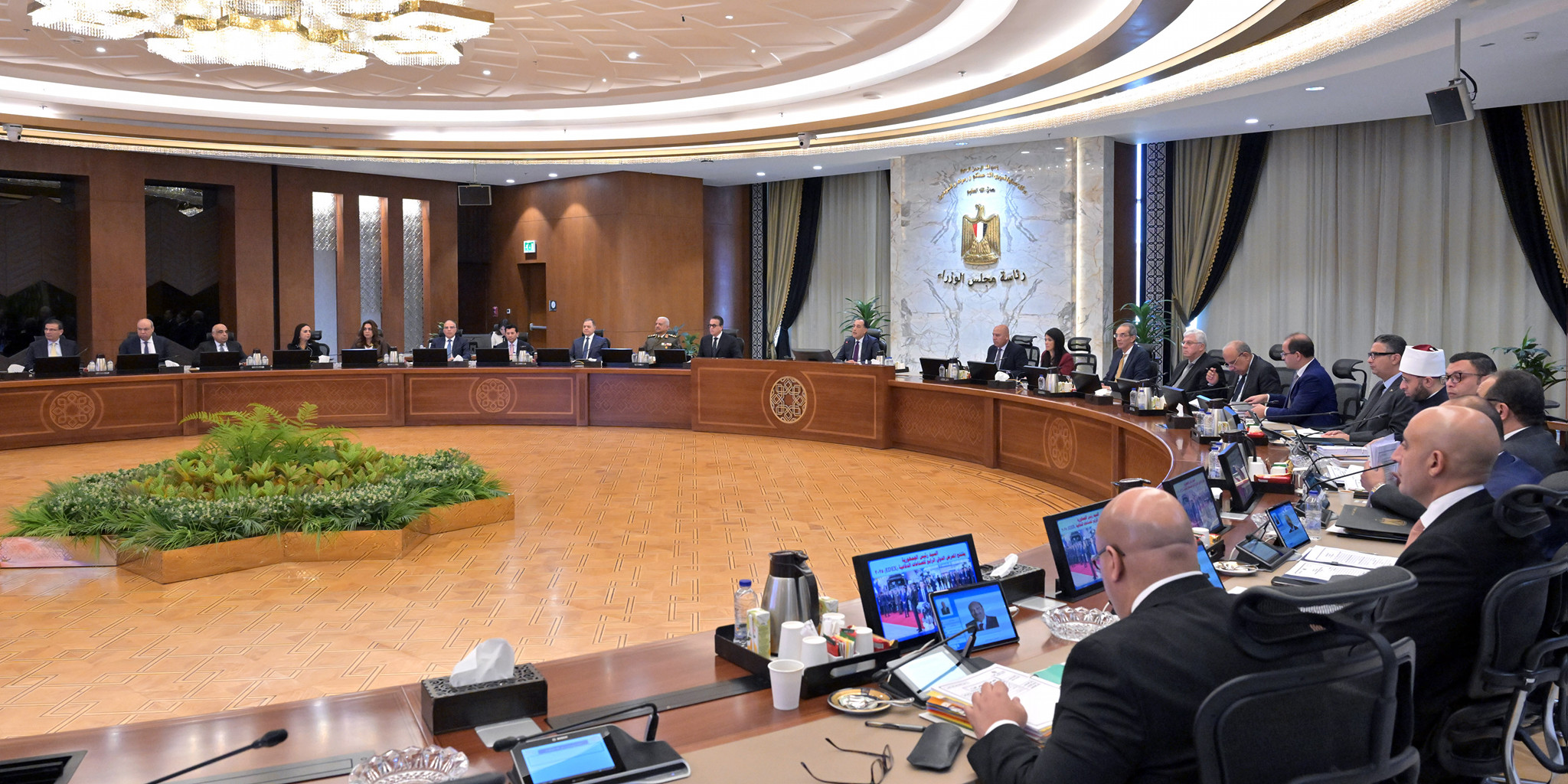 رئيس الوزراء: معرض “إيديكس 2025” يشغل مكانة عالمية