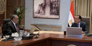 مدبولي يطلع على جهود وزارة الإنتاج الحربي