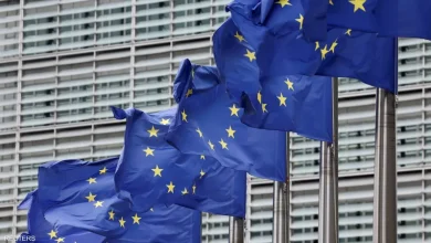 الاتحاد الأوروبي يفرض عقوبات جديدة على 12 فردًا وكيانين روسيين