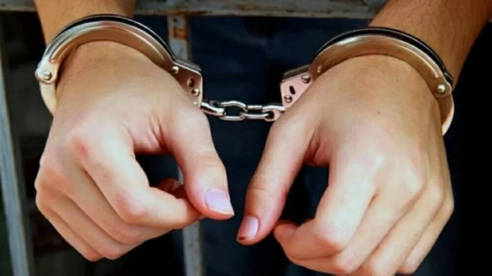 خدمة عملاء البنك المزيفة.. ضبط نصاب بالمنيا استولى على أموال المواطنين باستخدام بطاقات الدفع الإلكتروني