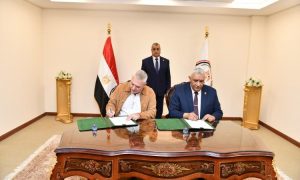 وزير الإنتاج الحربي يشهد مراسم توقيع عقد للتعاون المشترك في مجال التصنيع العسكري