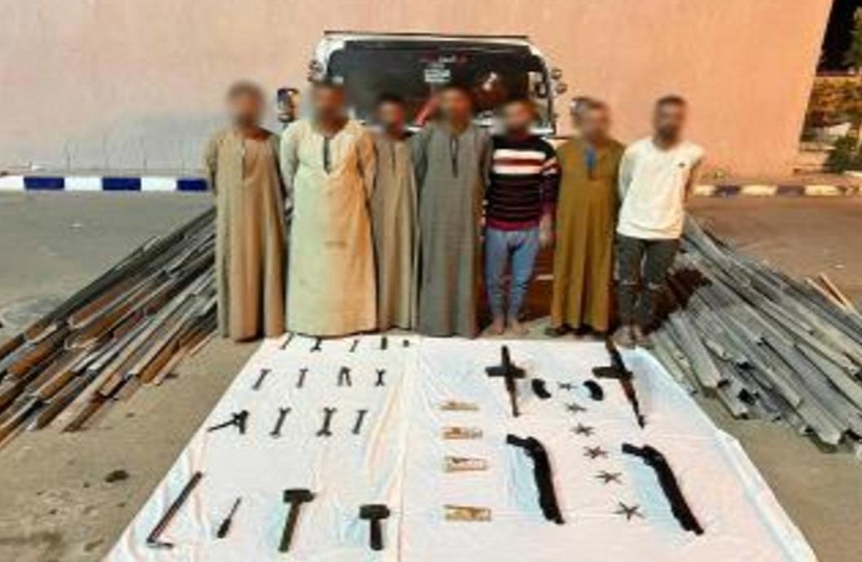 السجن 5 سنوات لمسجلين لإتهامهما بسرقة الشقق في روض الفرج