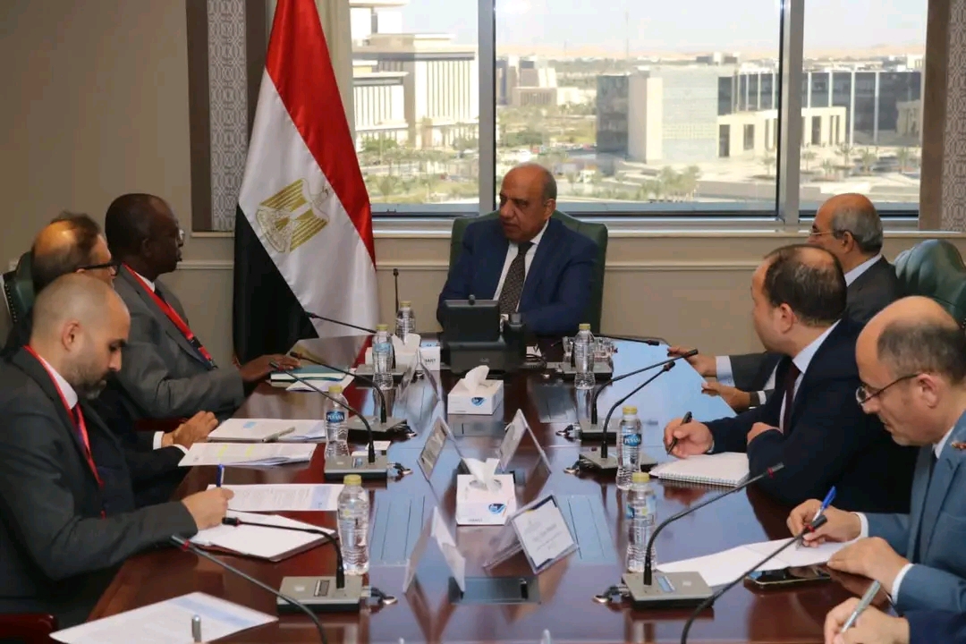 وزير الكهرباء: التواصل مع مؤسسات التمويل الدولية لتطوير وتحديث الشبكة القومية