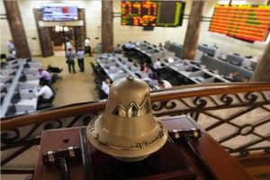 اعتراض صغار السماسرة رغم تعزيز سيولة السوق..  مزايا مد ساعات التداول «للكبار فقط»