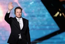 «إيلون ماسك» يتجاوز 600 مليار دولار ويقترب من لقب أول «تريليونير»