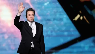 «إيلون ماسك» يتجاوز 600 مليار دولار ويقترب من لقب أول «تريليونير»