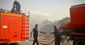 السيطرة على حريق داخل مسرح مدرسة بطنطا بسبب ماس كهربائي