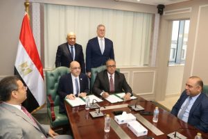 بروتوكول تعاون بين “الكهرباء والبترول” لمعالجة المخلفات البترولية نوويًا بطريقة آمنة