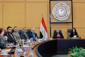 التضامن تبحث مع رئيس الطائفة الإنجيلية نتائج وتوسعات مبادرة «ازرع»