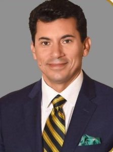 محافظ المنيا يهنئ وزير الشباب لتوليه رئاسة اللجنة الحكومية الدولية للتربية البدنية والرياضة بـ”اليونسكو”