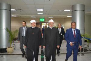 بحضور رئيس جامعة الأزهر.. فعاليات مؤتمر كلية الطب وافتتاح عدد من المنشآت بكليات الفرع بأسيوط