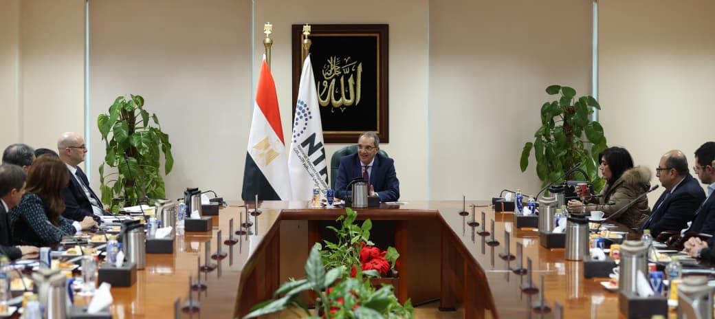 طلعت: قطاع الاتصالات الأعلى نموًا بين قطاعات الدولة للعام السابع على التوالى بمعدلات تتراوح بين 14% – 16%