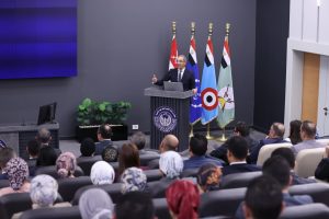 وزير الاتصالات يلتقى بملحقى الدفاع المرشحين للعمل بالسفارات المصرية بالخارج