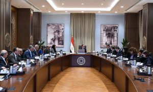 مدبولي يستقبل النائب الأول لرئيس البنك الأوروبي لإعادة الإعمار والتنمية