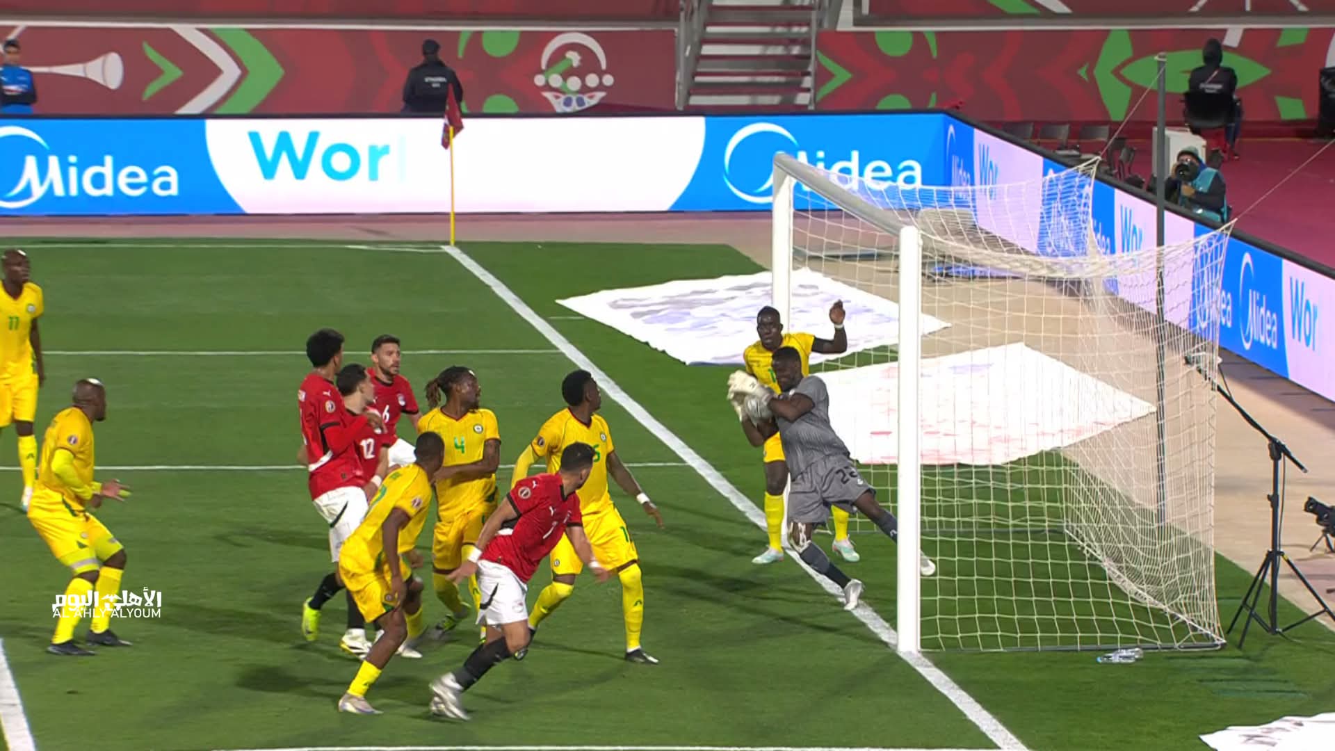 منتخب مصر يتأخر بهدف أمام زيمبابوي في أولى مبارياته بأمم أفريقيا