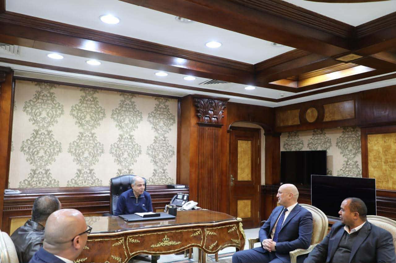 كدواني يعلن انطلاق أعمال تطوير إستاد المنيا الرياضي «سيتي كلوب»