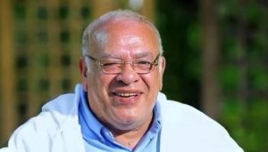 صلاح عبدالله يستقبل العام الجديد بطريقته الساخرة