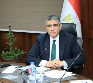 محافظ الجيزة يواجه مخالفات البناء بقرارات حاسمة ويوجه بإغلاق “سنتر تعليمي” مخالف بإمبابة  ​