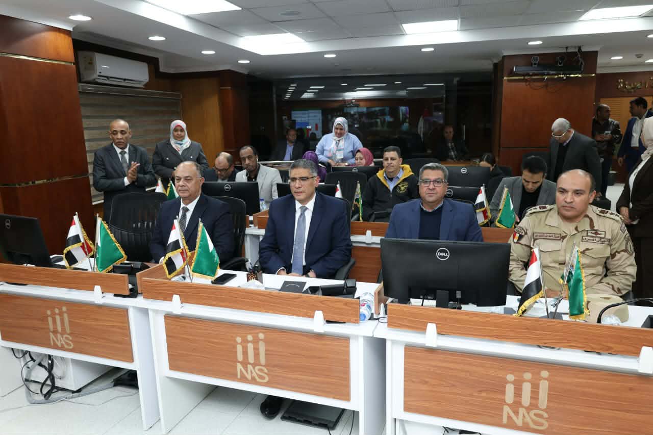 محافظ الجيزة يتابع غلق لجان انتخابات النواب ويشدد على رفع المخلفات وإعادة المظهر الحضاري للشوارع