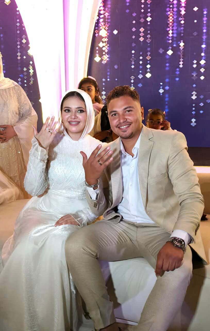 “البورصجية” تهنئ الزميل أحمد عبدالمنعم بخطوبة كريمته