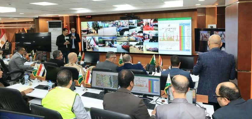 في ثاني أيام التصويت.. محافظ الجيزة يتابع  فتح لجان انتخابات مجلس النواب