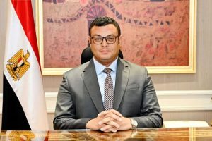 وزير الإسكان يُصدر 5  قرارات إزالة لمخالفات بناء بمدينة غرب بورسعيد