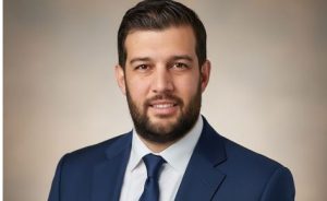 تسلا للتطوير تعلن تعيين علاء الشيخ رئيسًا للقطاع التجاري لتعزيز استراتيجياتها للتوسع والنمو