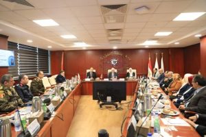 وزير التعليم العالي يرأس اجتماع مجلس إدارة معهد بحوث الإلكترونيات ويستعرض خطط التطوير