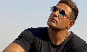 إرجاء محاكمة فتاة متهمة بسب وقذف الفنان محمد نور لـ24 ديسمبر