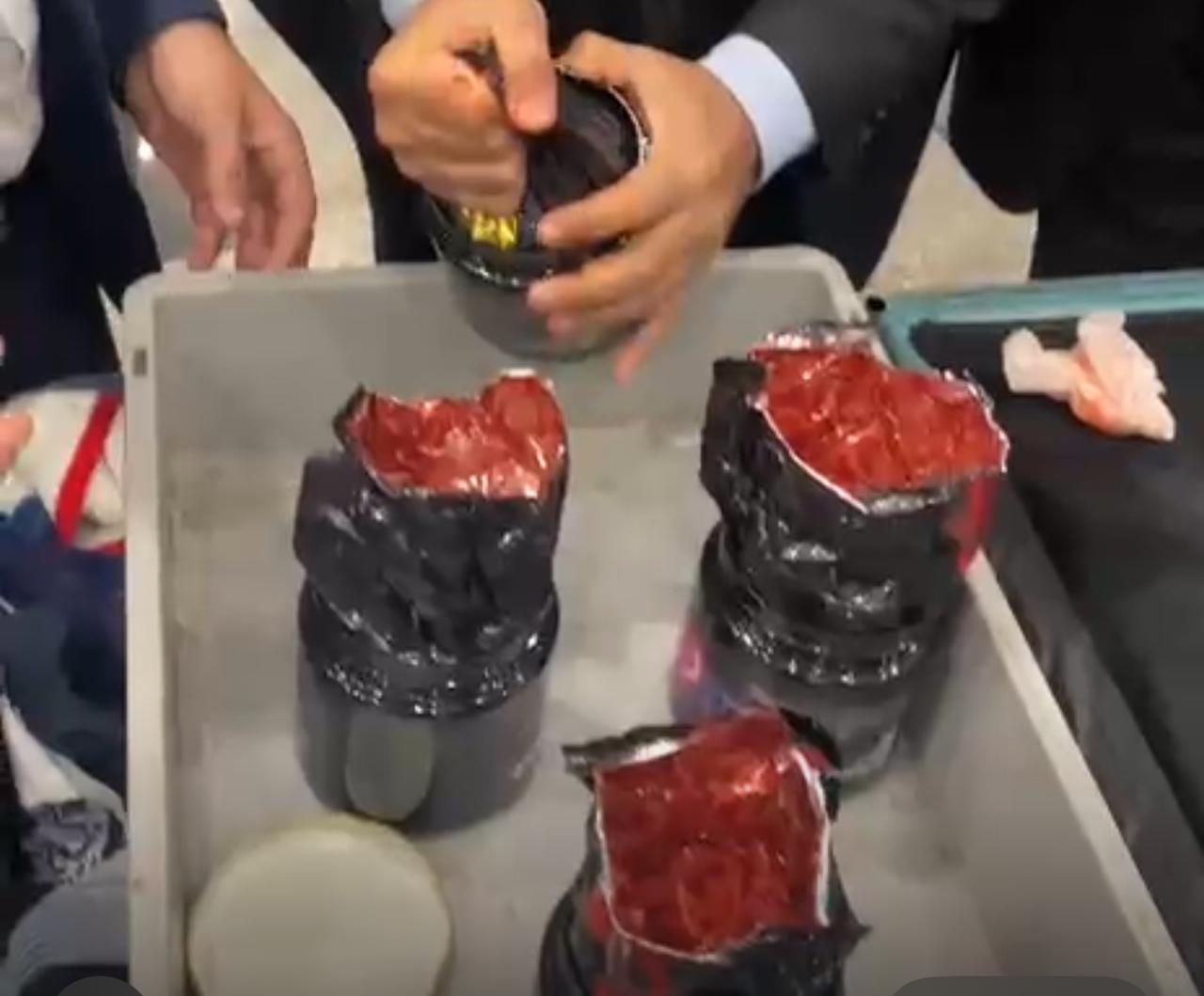 جمارك مطار القاهرة تتصدى لمحاولة تهريب 11.5 كيلوجرام مخدرات