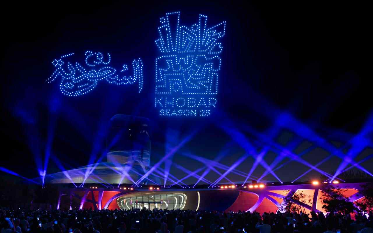 إقبال كبير على الأنشطة والفعاليات.. موسم الخُبر يستقطب أكثر من مليون زائر