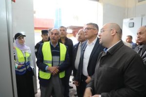 محافظ الجيزة يتفقد محطتي مياه الشرب والصرف الصحي بالصف