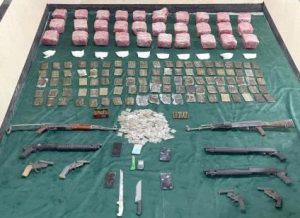 الداخلية: مصرع 5 عناصر إجرامية في أشتباك مع الشرطة بأسوان