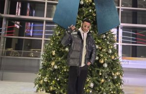 محمد رمضان يحتفل بالعام الجديد: في طريقي إلى مصر لبداية أحلى السنين