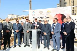 وزير التموين  ومحافظ الجيزة يفتتحان سوق «اليوم الواحد»  بفيصل