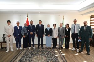 وزير الزراعة يستقبل خبراء صينيين لمتابعة مشروع إنشاء مصنع مبيدات آفات زراعية في مصر