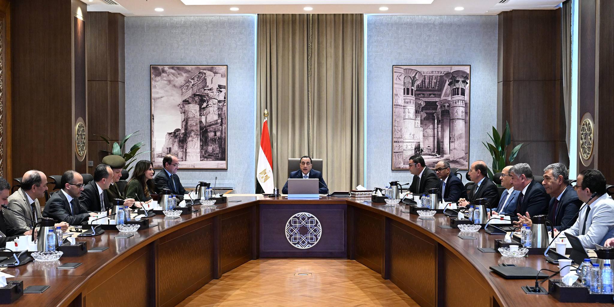 مدبولي يتابع مشروعات المرحلة الأولى من مبادرة “حياة كريمة”