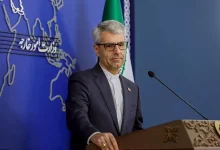 متحدث الخارجية الإيرانية ينفي مزاعم الغرب عن قتلى إيران ويصفها بـ«كذبة هتلر»