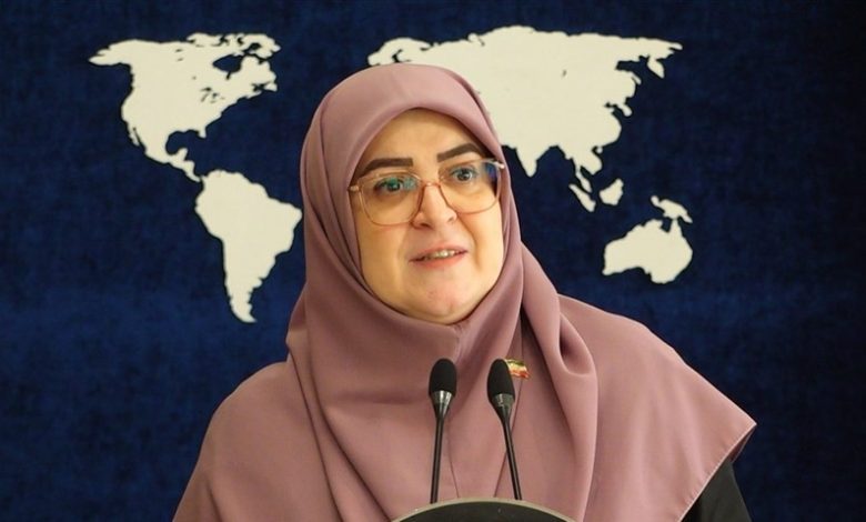 إيران تؤكد جاهزيتها العسكرية وتبقي جميع الخيارات مطروحة