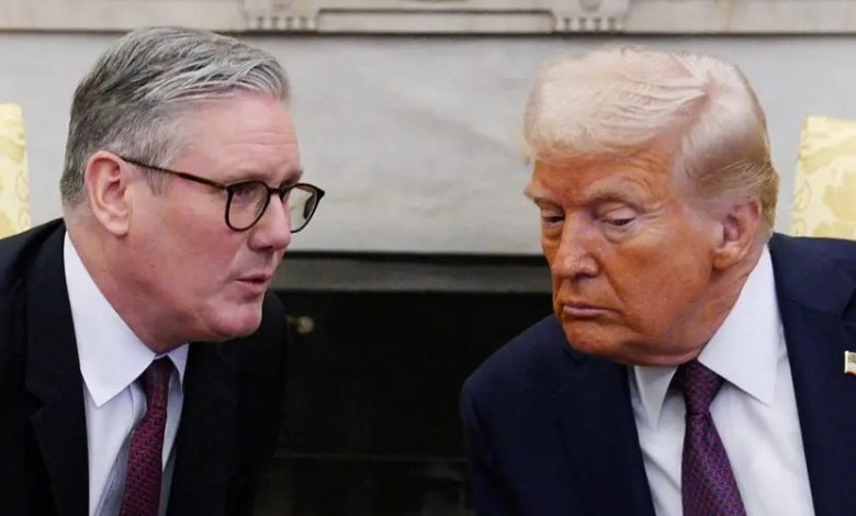 ستارمر يرفض ضغوط ترامب ويؤكد موقف بريطانيا بشأن جرينلاند