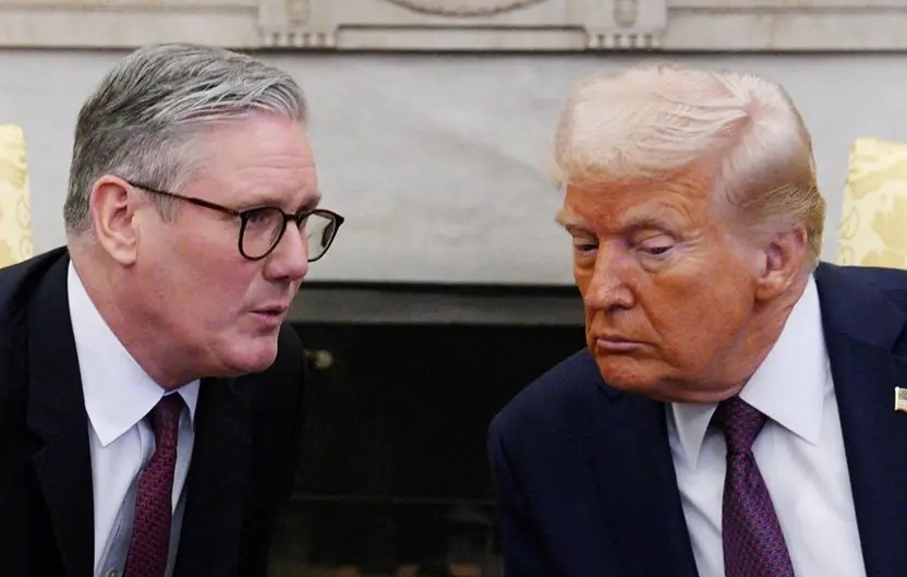 ستارمر يرفض ضغوط ترامب ويؤكد موقف بريطانيا بشأن جرينلاند