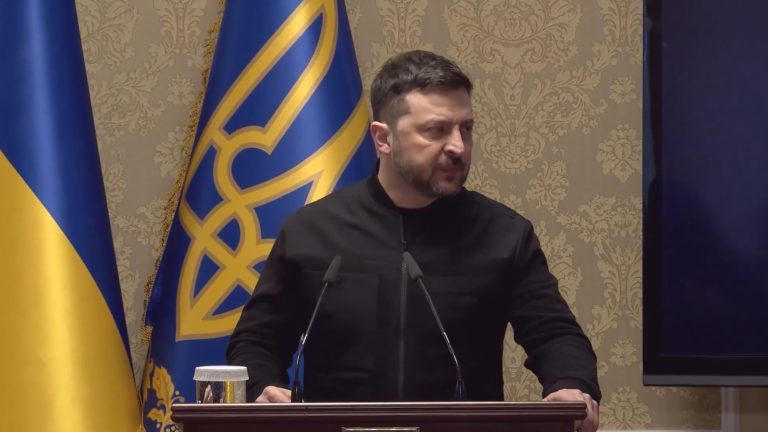 زيلينسكي: اجتماعات الإمارات ركزت على معايير السلام في أوكرانيا